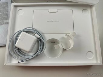 Macbook Air M4 2025 - 4