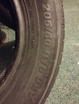 Pneu 205/60/16.Nova Kumho - 4