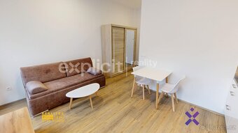 Pronájem byty 1+kk, 26 m2 - Zlín, ev.č. 02275 - 4