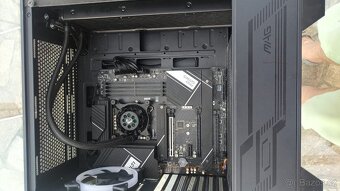 Herní MSI RTX 5070; i9 14900Kf, DDR5 32GB, SSD 1TB NVMe+ 6TB - 4