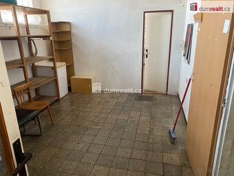 Pronájem prodejny se sklady a dvorem Terezín - 4