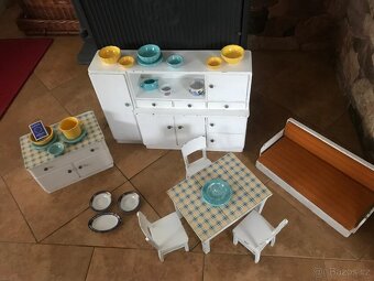 Dětská kuchyňka pro panenky 70 let stará - 4