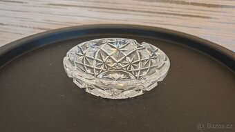 Popelník z českého broušeného křišťálu. - 4