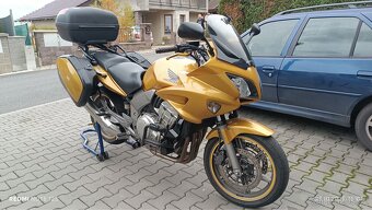 Honda CBF1000 - 4