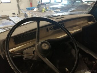 Renault ESTAFETTE - 4