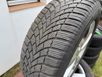 Zimní sada pneu 205/60/16 + disky Octavia - 4