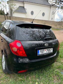 Kia Cee’d - 4
