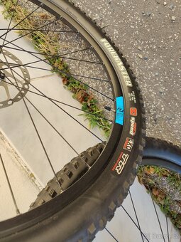 Zapletená kolo Syncros 27,5 boost osy - 4