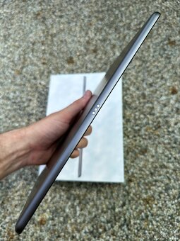 iPad 9 2022 - 9.generace - 4