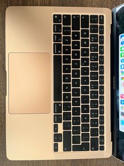 MacBook Air M1 8/256 GB Gold - 4