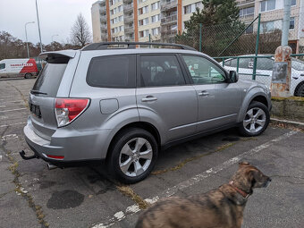 SUbaru forester 2009 XT 169 kw benzin - 4
