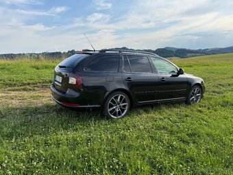 Škoda Octavia II RS 2.0 TDI 125 kW – 2010 FACELIFT – Bez úpr - 4