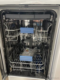 Nepoužitá myčka Beko BDFS26040WQ - 4