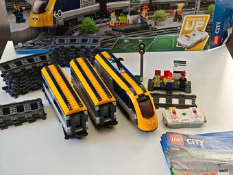 LEGO City 60197 Osobní vlak - 4