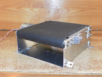 Běžící pás - elektrický pásový dopravník s motorem DC 24 V - 4