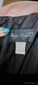 Dlouhé plesové šaty - 4