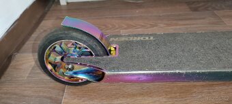 Freestyle koloběžka Raven Torden Neochrome - 4