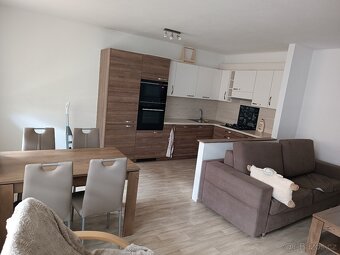 Pronájem bytu 3-kk - 4