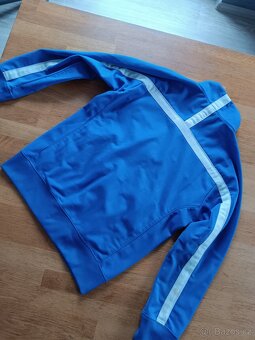 Mikina Nike vel.146 na zip - 4