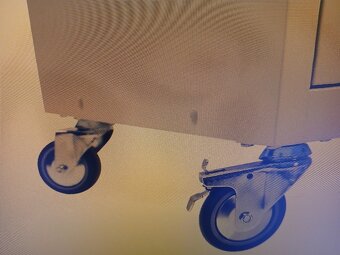 Mobilní PC pult eurokraft basic. - 4