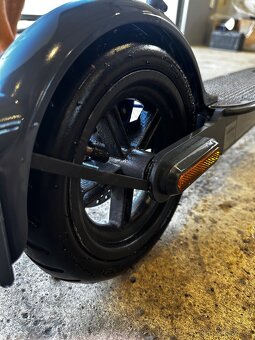 Elektrická koloběžka xiaomi mi 3 - 4