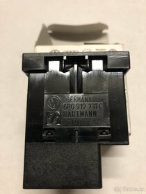 Vw, Škoda spínač ruční brzdy 5Q0 927 225 D, spínač airbagu - 4