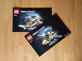 lego 42044 / Technic / Výstavní akrobatická stíhačka - 4