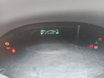 Toyota Yaris 1.0i - 4