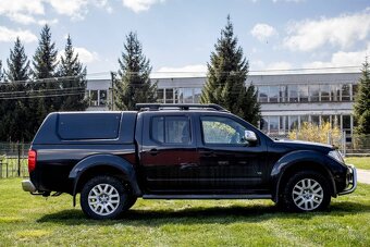 Nissan Navara DoubleCab 3.0 V6 dCi Platinum A/T Long - 4