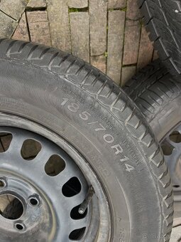 Plechové disky 4x108 14 s letním pneu 185/70 R14 - 4