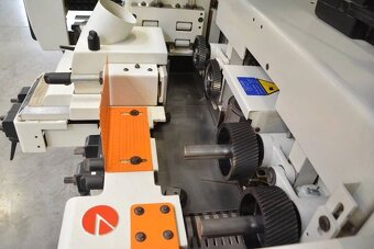 6370 – ČTYŘSTRANNÁ HOBLOVACÍ STROJ SCM COMPACT 23K - 4