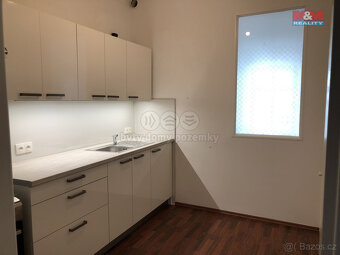 Pronájem bytu 2+1, 66 m², Hranice, ul. Masarykovo náměstí - 4