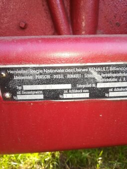 Prodám traktor Renault Master 2 - 4