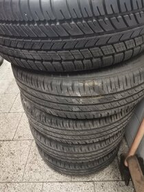 Letní pneu 175 65 R15 včetně disku 4X100 renault - 4