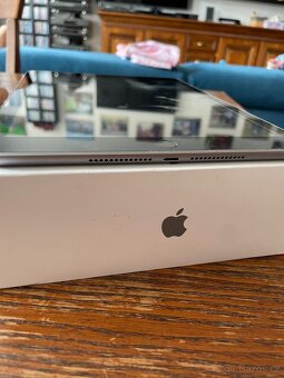 Apple iPad 6 gen 32Gb - 4