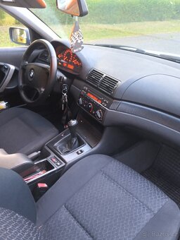 BMW - 4