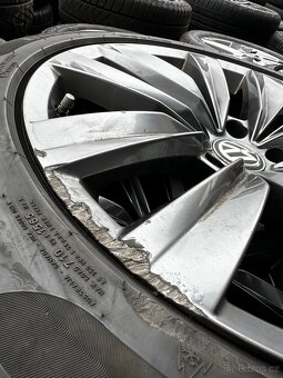 Alu kola 5x112 r18 s pneu (arteon18) - 4