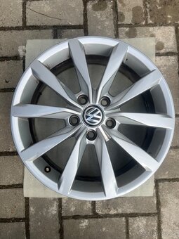 VW alu kola 17” 5×112 – originál, bez pneu - 4