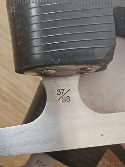 bílé brusle 37 - 4