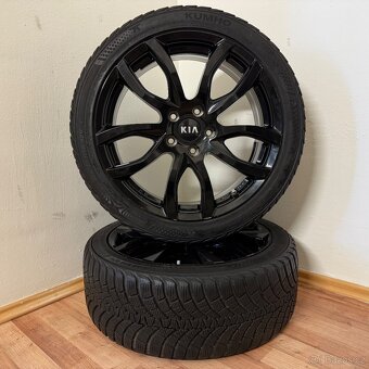 KIA CEED / NIRO 5x114,3 R18 ET49,5+ZIMNÍ 225/40R18 8/7mm - 4