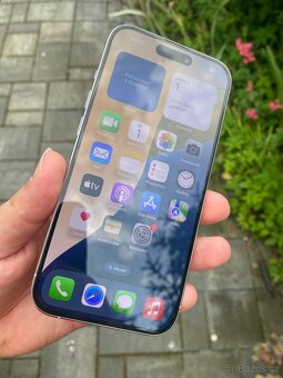 iPhone 15 PRO 256Gb v hezkém stavu - 4