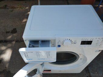 Prodám plně funkční pračku značky Indesit na 6 kg --DOVEZU-- - 4