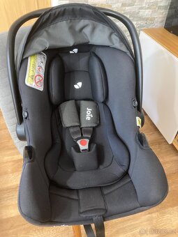Dětská autosedačka (vajíčko) JOIE i-Snug + Isofix báze - 4