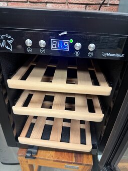 VINOTÉKA HUMIBOX US 12 DARK - 4
