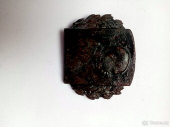 Čepicový odznak F.J.1 - 4