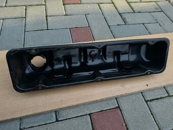 Volha Gaz 24, Gaz 2410, víko ventilů, nové original - 4