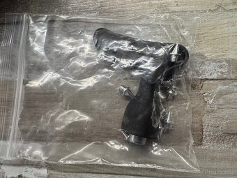 Běžecké boty-tretry adidas Adizero Avanti Track - vel. 42 - 4