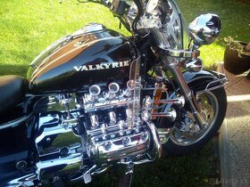Honda Valkyrie F6C - 4