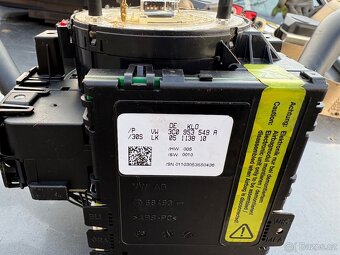 Passat B6 podvolantová jednotka - 4