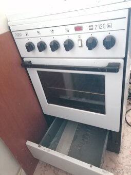 Plynový sporák s elektrickou troubou Mora kombinovaný - 4